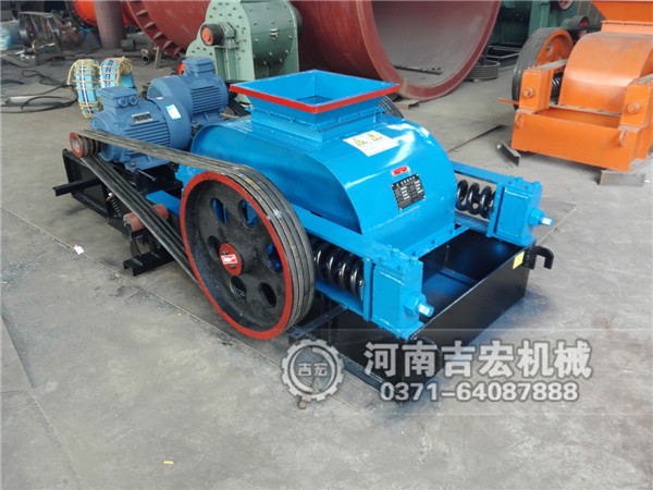 雙齒輥破碎機(jī)的細(xì)節(jié)維護(hù)需要幾步？