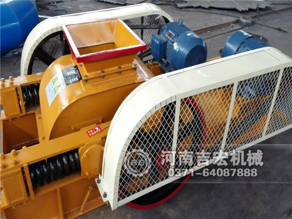 巖石破碎機(jī)代替“滴水穿石”閃亮登場(chǎng)！