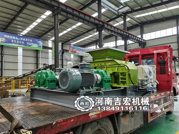 一小時(shí)100噸機(jī)制砂機(jī)器選用哪種設(shè)備出砂效率高？