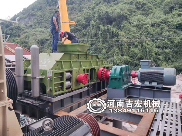 直徑1000×800的對(duì)輥破碎機(jī)多少錢一臺(tái)？