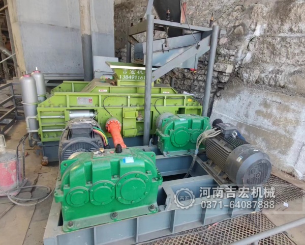 為何鋁礬土破碎都選對輥機(jī)？揭秘其低維護(hù)、高可靠性的秘密！
